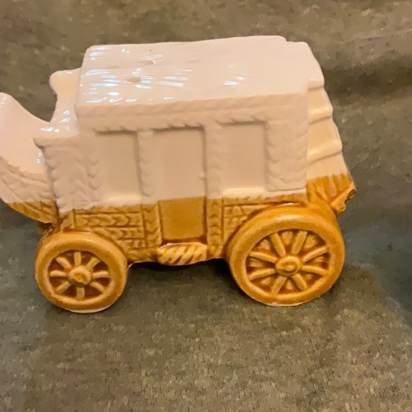 Vintage Ceramic Salt & Pepper Shakers — Mid Century - Picture 5 of 8